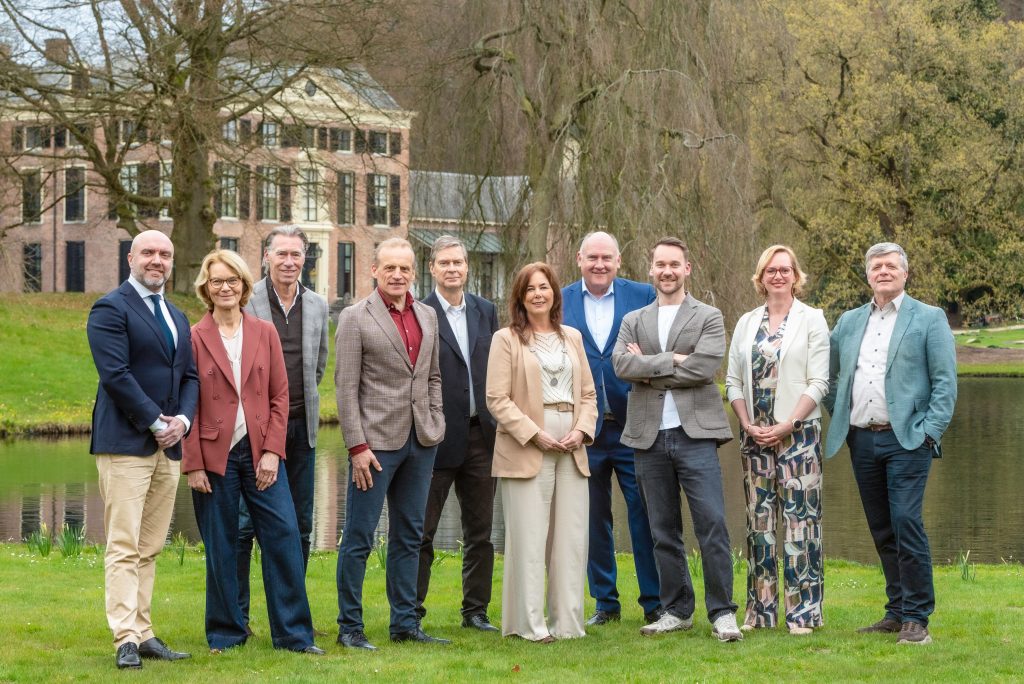 foto gemeenteraad en burgemeester 2026